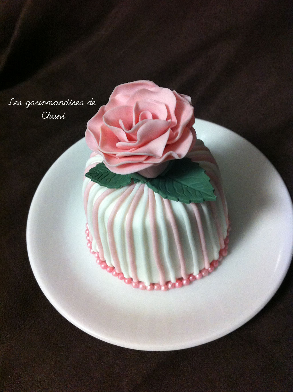 mini cake rose